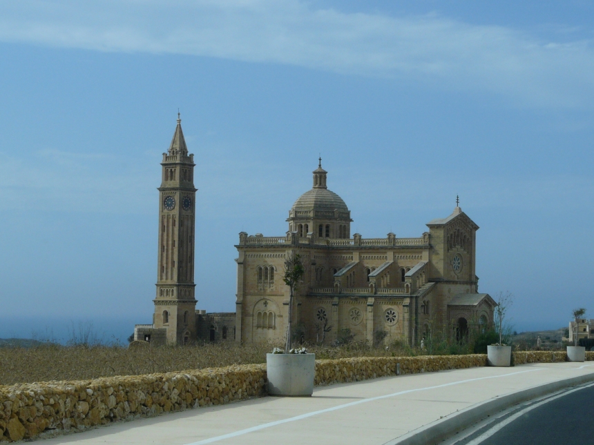 Sanktuarium Ta'Pinu, Gozo