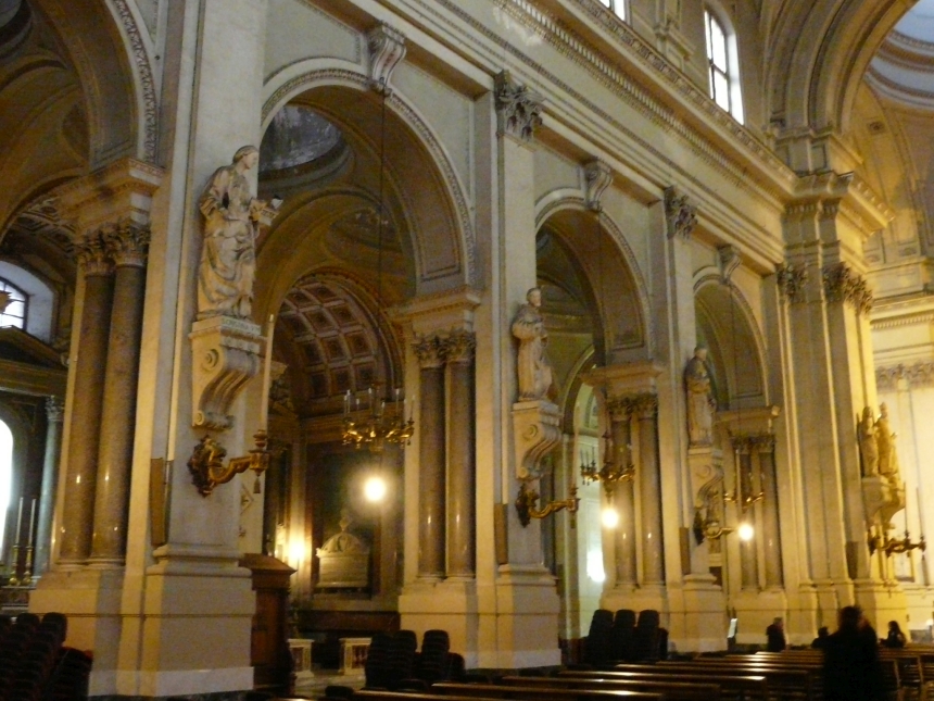 Wnętrze katedry Santa Rosalia, Palermo, Sycylia