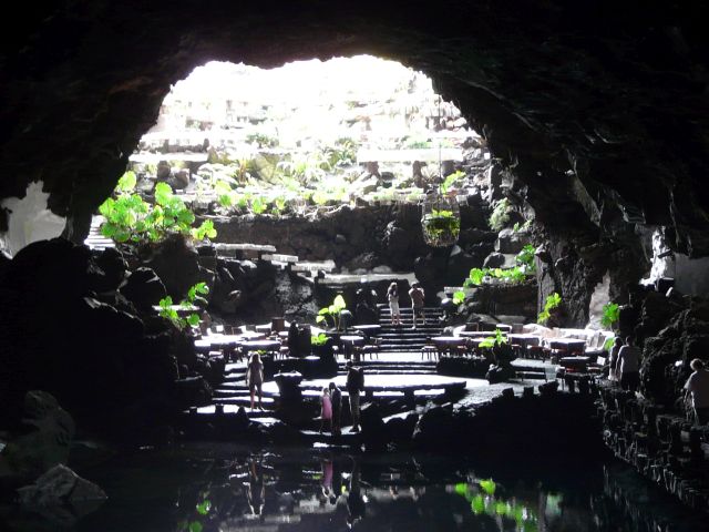Jaskinia wulkaniczna na Lanzarote