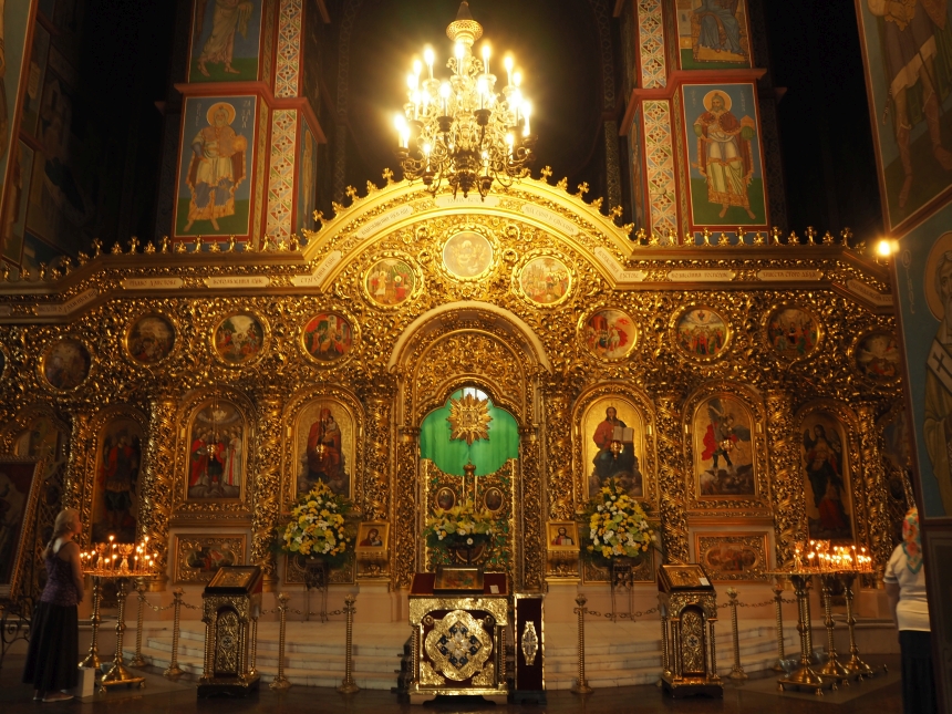 Monaster św. Michała Archanioła o Złotych Kopułach, wnętrze