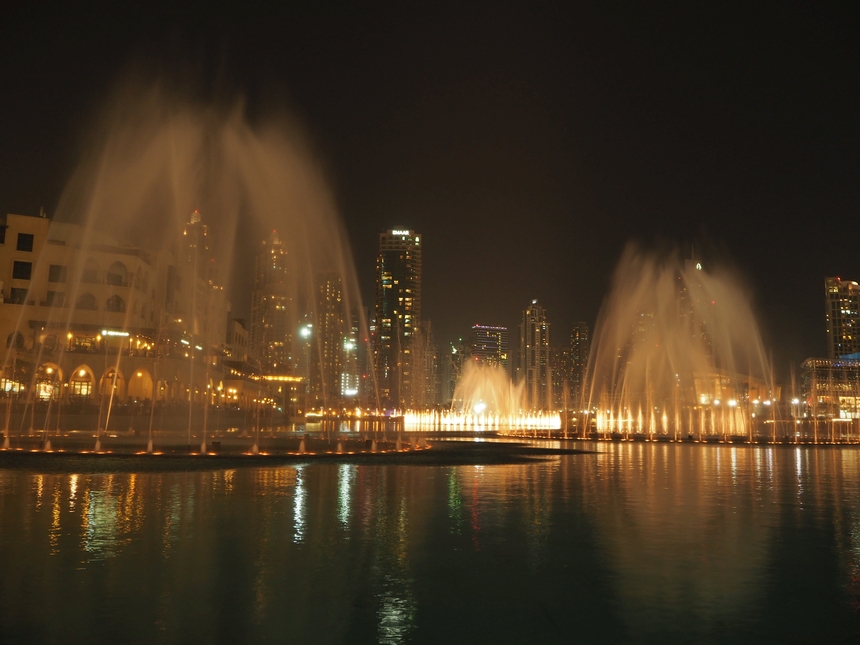 The Dubai Fountain – Tańcząca fontanna